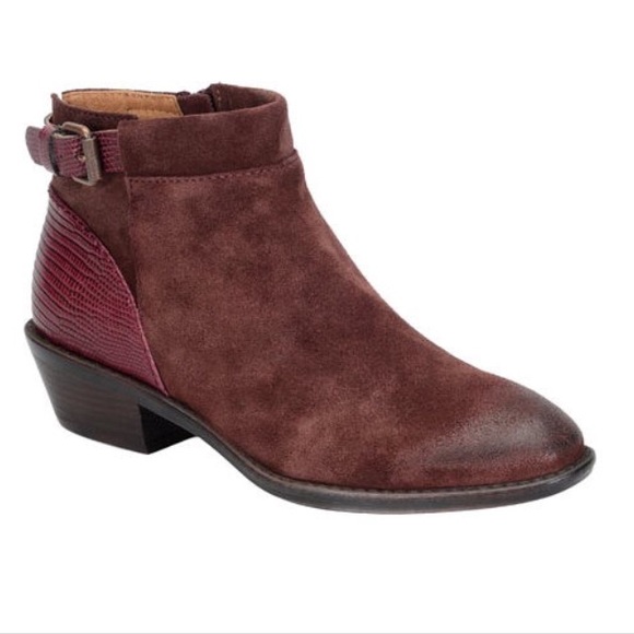 Sofft Shoes - ⭐️SALE!⭐️ Sofft Vasanti Bootie - Berry Suede